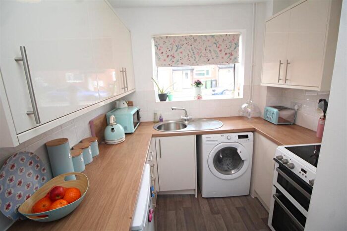 1 Bedroom House To Rent In Cranemore, Peterborough, PE4