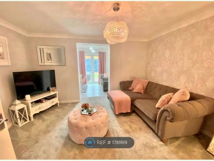 2 Bedroom Semi-Detached House To Rent In Forsythia Close, Bedworth, CV12