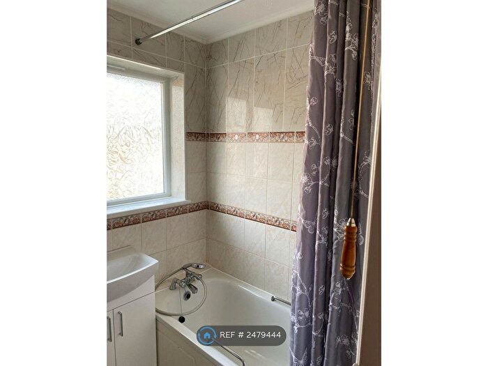 1 Bedroom End Of Terrace House To Rent In Bader Gardens, Slough, SL1