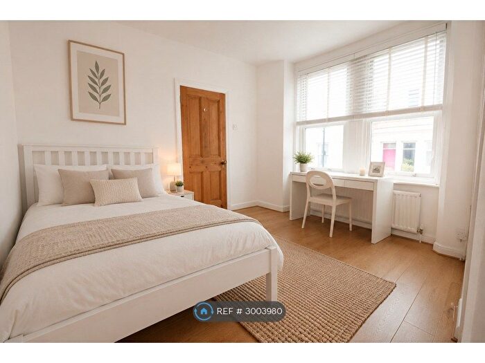 5 Bedroom Terraced House To Rent In Milner Road, Brighton, BN2