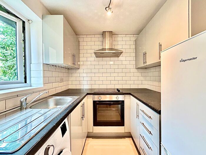 Studio To Rent In Mallard Court, Stocksfield Road, Walthamstow, E17
