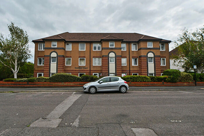 1 Bedroom Apartment For Sale In Grosvenor Road, Southampton, SO17