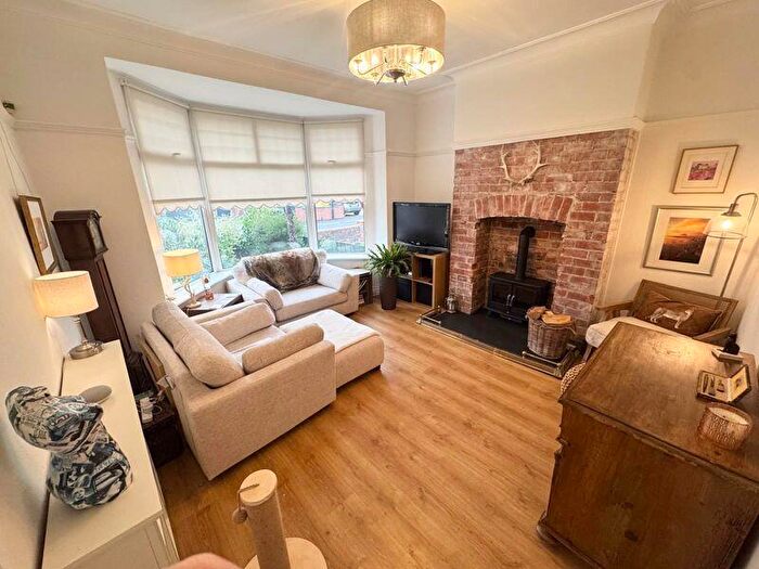 4 Bedroom Semi Detached House For Sale In Manor Grove, Benton, NE7