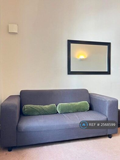 2 Bedroom Flat To Rent In Collectors House, Ipswich, IP1