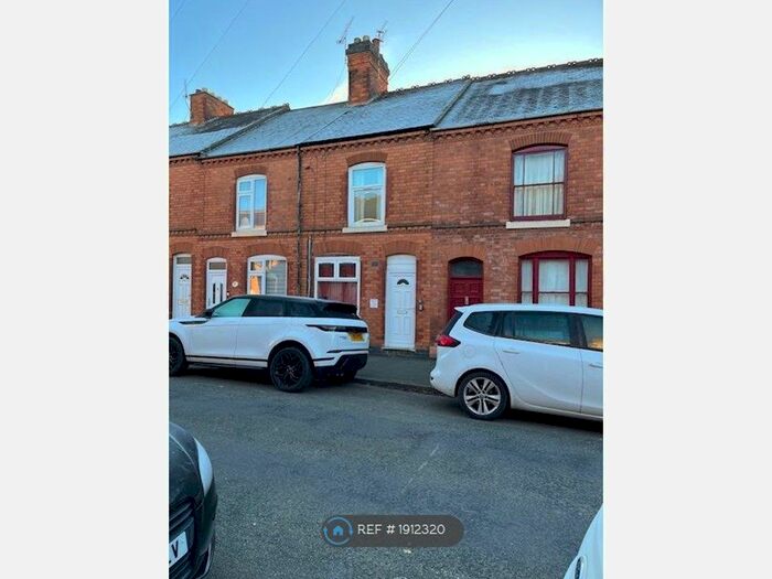 Studio To Rent In Orchard Street, Hinckley, LE10