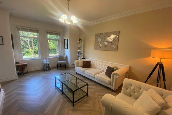 2 Bedroom Flat To Rent In Westbourne Grove, Wirral, CH48