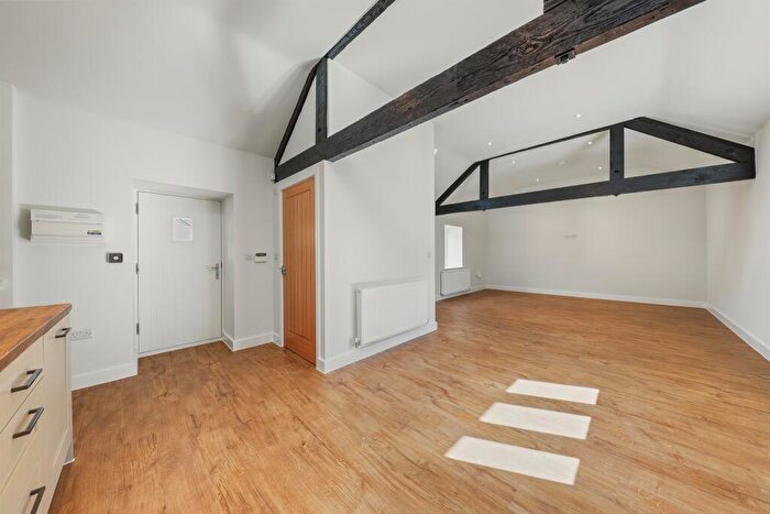 2 Bedroom Character Property For Sale In Tilling Close, Ambergate, Belper, DE56