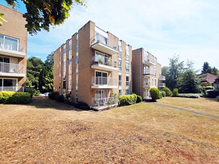 2 Bedroom Flat For Sale In Flat Meyrick Court, St. Winifreds Road, Bournemouth, Dorset, BH2