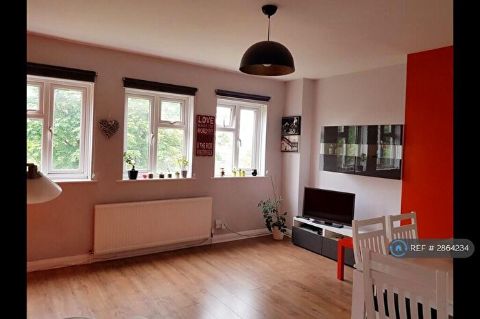 1 Bedroom Flat To Rent In Lansdowne Hill, London, SE27
