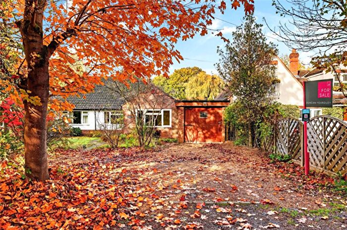 3 Bedroom Semi Detached House For Sale In Osborne Lane, Warfield, Bracknell, Berkshire, RG42