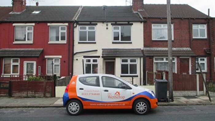 1 Bedroom Terraced House To Rent In Longroyd Street North, Leeds, LS11