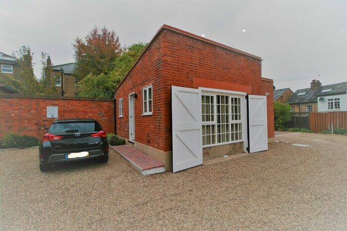 1 Bedroom Cottage To Rent In West Street, Harrow-On-The-Hill, Harrow, HA1