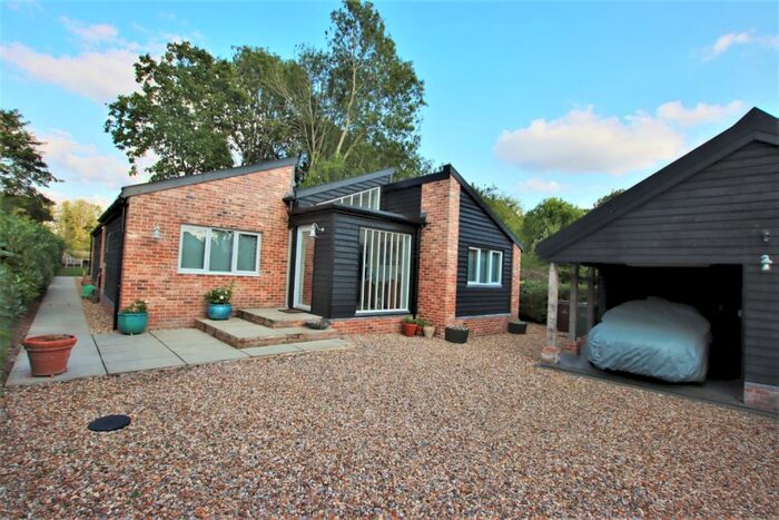 3 Bedroom Detached Bungalow To Rent In Long Street, Great Ellingham, NR17