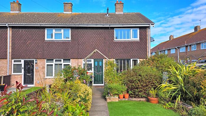 2 Bedroom End Terrace House For Sale In Holly Way, Gorleston, NR31
