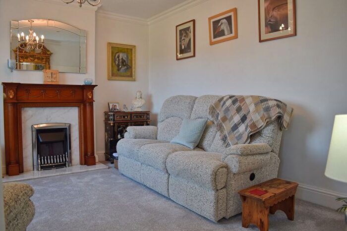 3 Bedroom Detached House For Sale In Markwick Close, Newark, NG24