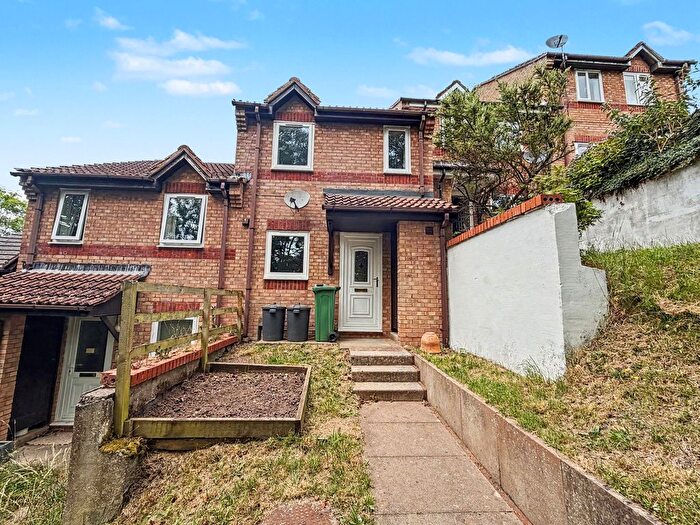 2 Bedroom Terraced House To Rent In Garland Close, Exeter, EX4