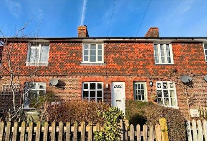 2 Bedroom Property To Rent In Northfields, Tunbridge Wells, TN3