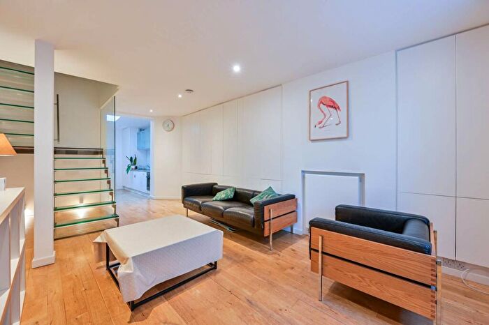 2 Bedroom House For Sale In Hayles Street, Elephant And Castle, London, SE11