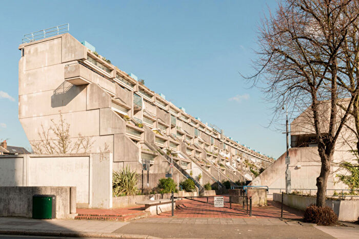 3 Bedroom Flat For Sale In Rowley Way Xii, London, NW8