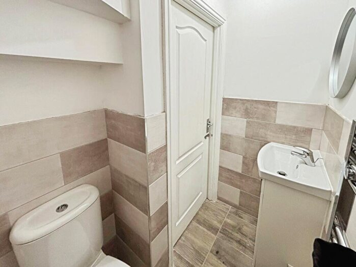 4 Bedroom House To Rent In Evans Close, Manchester, Greater Manchester, M20