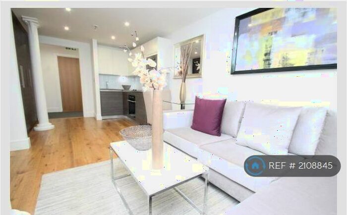 Studio To Rent In Molesworth Street, London, SE13