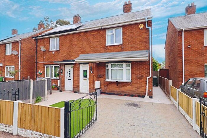 2 Bedroom Semi Detached House For Sale In Sutton Drive, Wrexham, LL13