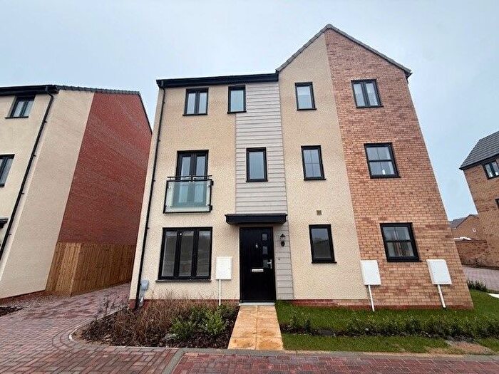 3 Bedroom Property To Rent In Epping Drive, Hampton Woods, Peterborough, PE7