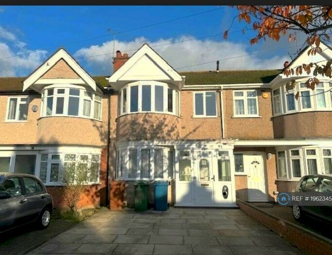 4 Bedroom Terraced House To Rent In Ravenswood Crescent, Middlesex, HA2