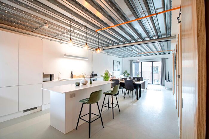 2 Bedroom Flat To Rent In Citu, Leeds, LS9