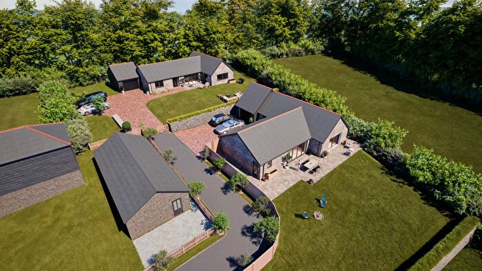 3 Bedroom Bungalow For Sale In Lawhyre, Fowey, PL23