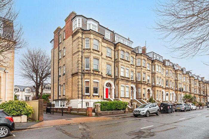 1 Bedroom Flat For Sale In Cromwell Road, Hove, BN3