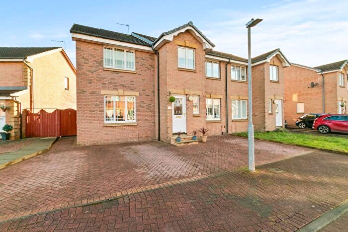 4 Bedroom Semi Detached House For Sale In Foinaven Drive, Thornliebank, G46