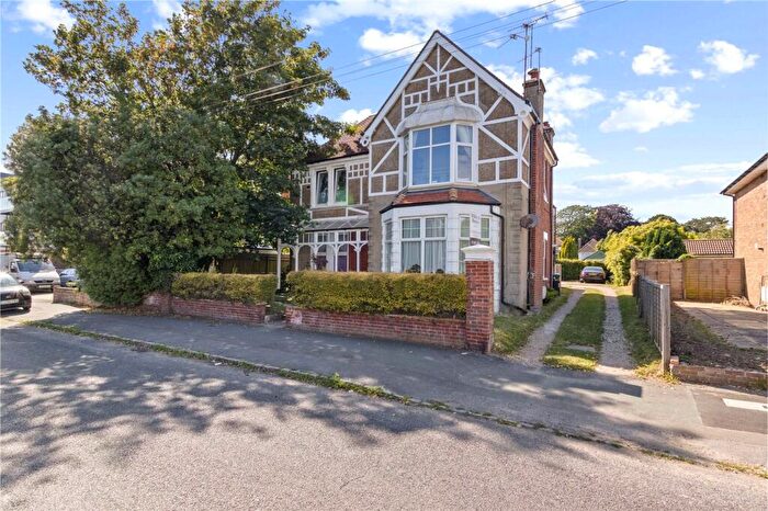 1 Bedroom Flat For Sale In Victoria Drive, Bognor Regis, PO21
