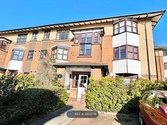2 Bedroom Flat To Rent In Celestial Gardens, London, SE13