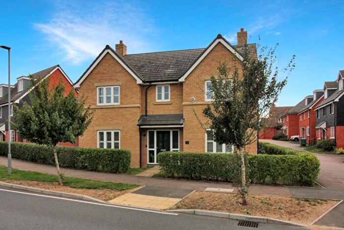 5 Bedroom Detached House For Sale In Lansbury Road, Newton Leys, Newton Leys, Buckinghamshire, MK3