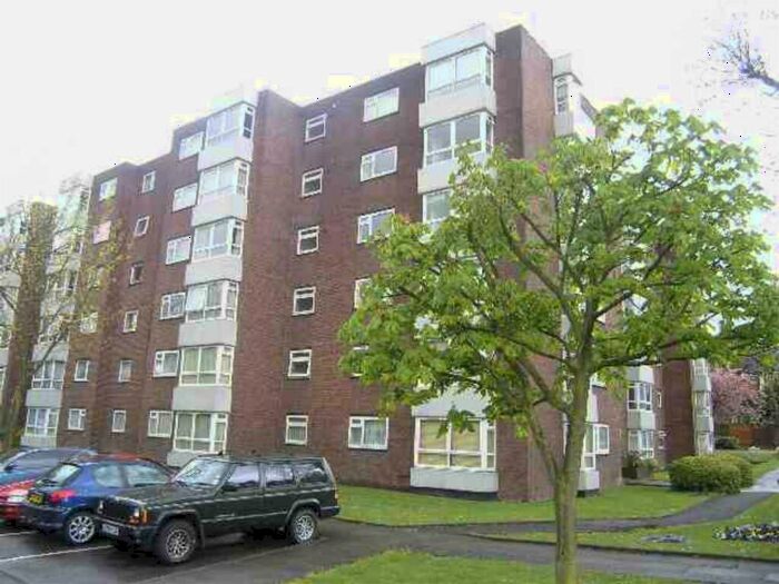 2 Bedroom Apartment To Rent In Raffles House, Brampton Grove, Hendon, NW4