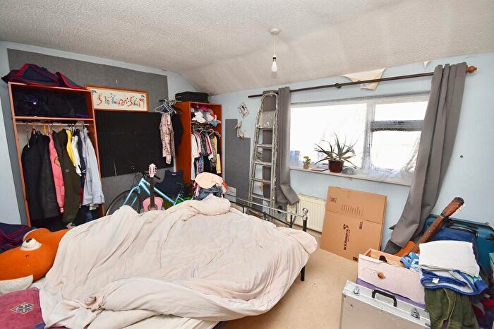 3 Bedroom Terraced House For Sale In Highfield Road, Leighton Buzzard, LU7