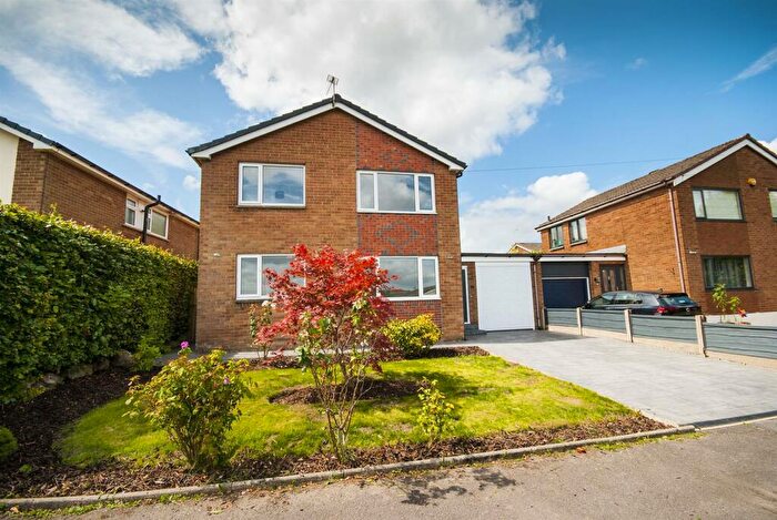 3 Bedroom Detached House For Sale In Pinewood Crescent, Ramsbottom, Bury, BL0