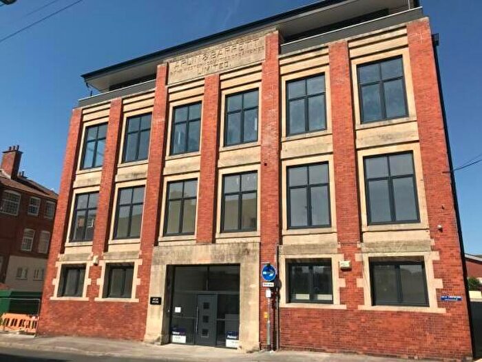 1 Bedroom Apartment To Rent In Newton Road, Yeovil, BA20