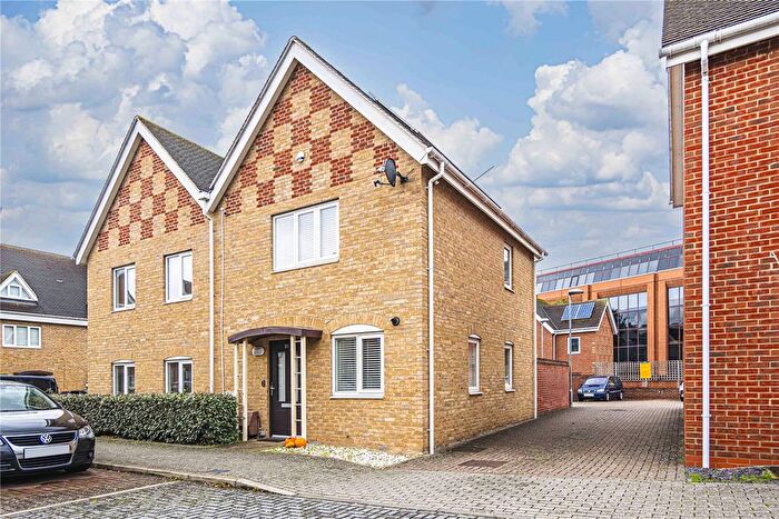 2 Bedroom Semi-detached House For Sale In Orchid Drive, Hemel Hempstead, Hertfordshire, HP2