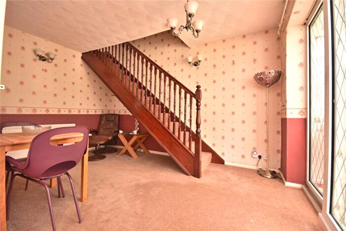 3 Bedroom Bungalow For Sale In Kelmscott Lane, Leeds, West Yorkshire, LS15