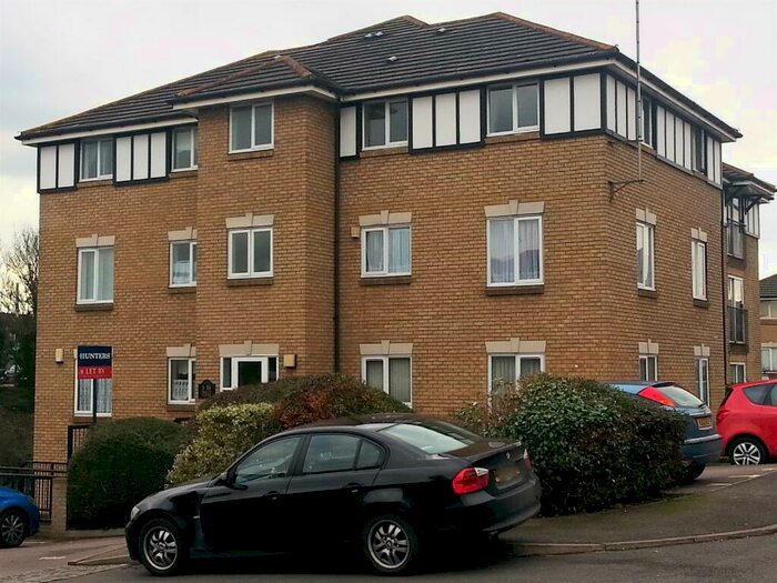 1 Bedroom Apartment To Rent In Norfolk Close, Dartford, Kent, DA1