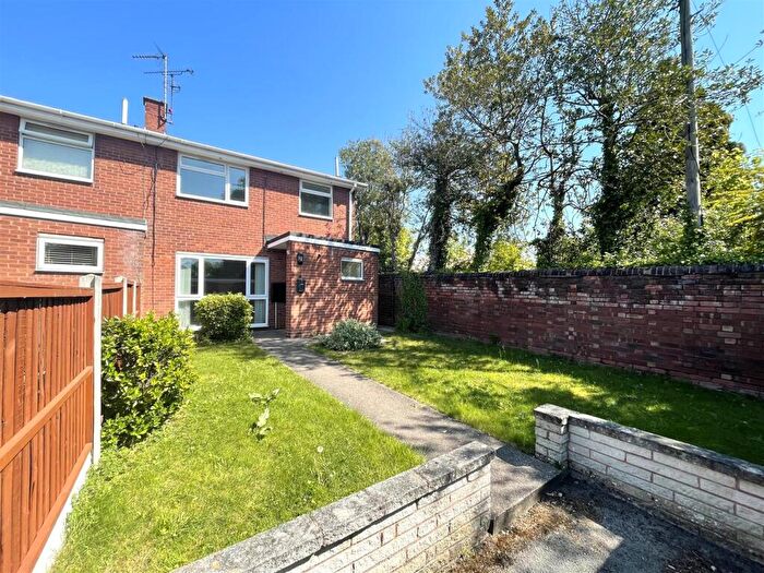 3 Bedroom End Of Terrace House To Rent In Portland Place, Worksop, S80