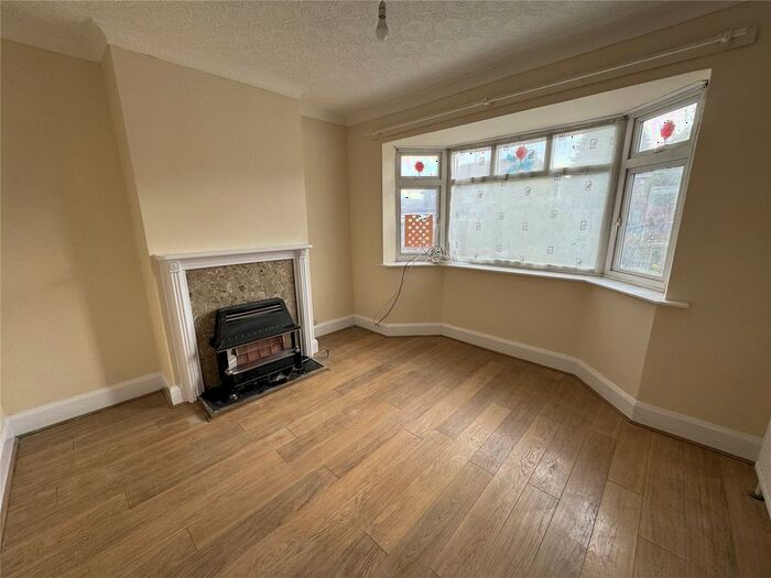 4 Bedroom Semi-Detached House To Rent In Blackhorse Road, Longford, Coventry, Warwickshire, CV6