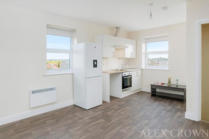 1 Bedroom Flat To Rent In Bounds Green Road, Bounds Green, N11