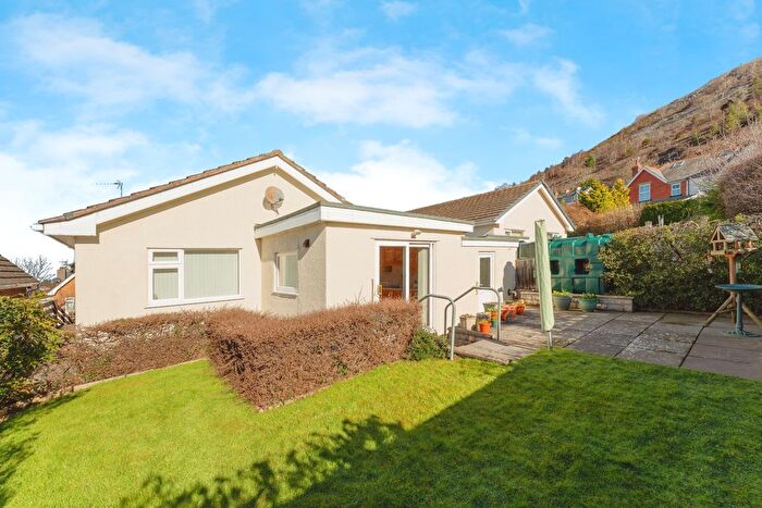 3 Bedroom Bungalow For Sale In Rhodfa Sian, Dyserth, Rhyl, Denbighshire, LL18