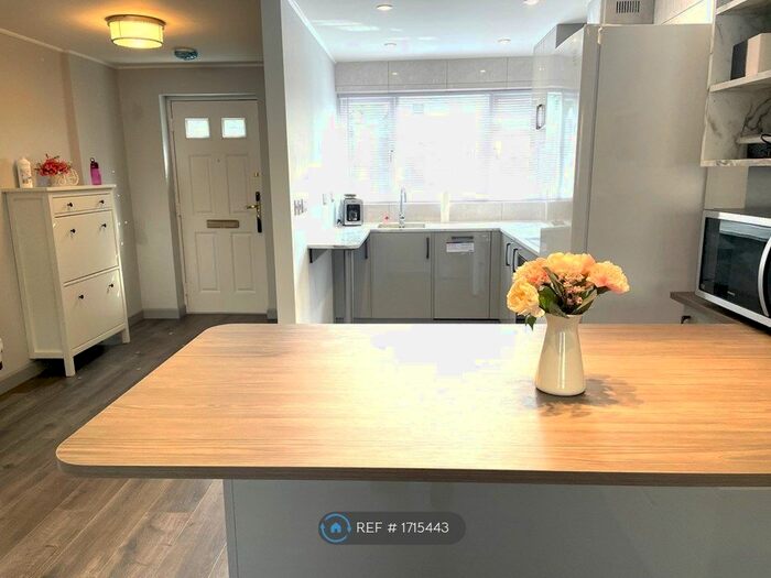 2 Bedroom Terraced House To Rent In Farran, Cambridge, CB1