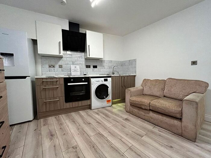 1 Bedroom Flat To Rent In Claughton Street, St Helens, WA10