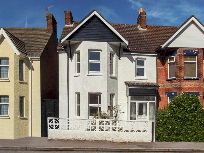 3 Bedroom Semi-Detached House To Rent In Maple Road, Poole, BH15
