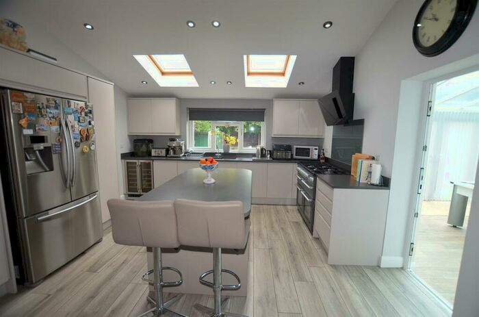 5 Bedroom Detached House For Sale In Granville Close, Duffield, Derby., DE56